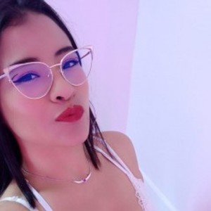 SoyEmily webcam livesex profile on elivecams.com