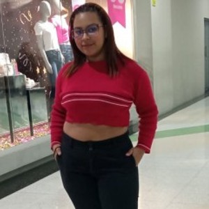 livesex.fan MitziDurand livesex profile in kind cams