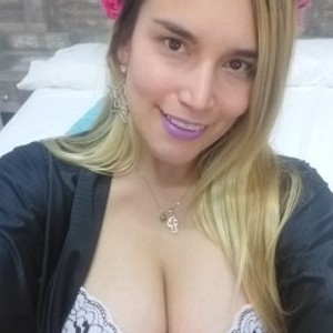 300px x 300px - Sexy Latina Girls Can't Stop Masturbating On Cam â€“ JerkMate.com