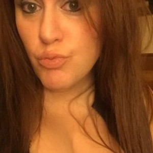 MissBigAndBusty webcam girl live sex