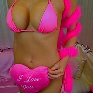 Cam Girl FoxiRoxi36DD