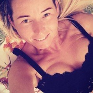 streamate xSWEET_EWAx webcam profile pic via livesexr.com