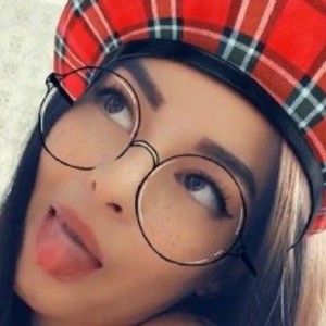 Cam Girl LenoreHuber