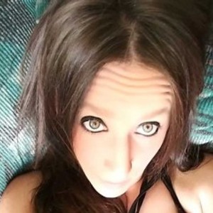 pornos.live XoxoBootsXoxo livesex profile in bdsm cams