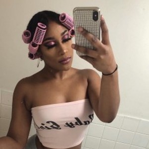 Cam Girl PursuexMuah