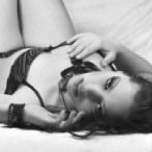 Cam Girl Roxy1987