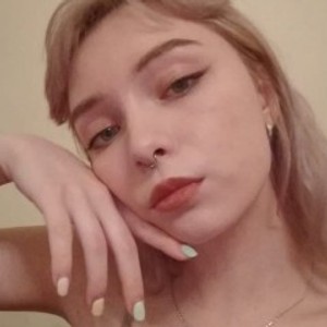 Cam Girl White_Teeny