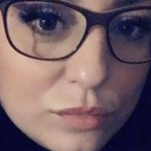 Cam Girl 18SubmissiveVane