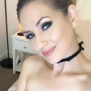 SarahShevon webcam profile