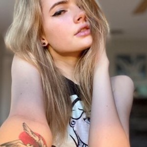 Cam Girl LunaLovelaceXXX