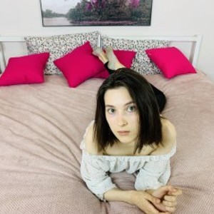 AlisaCyan webcam girl live sex