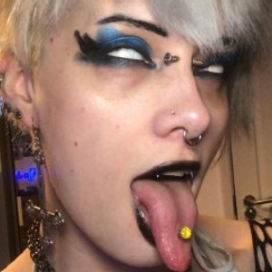 glitterqueen99's profile picture – Girl on Jerkmate