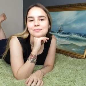 Cam Girl Jolie_Bjorn