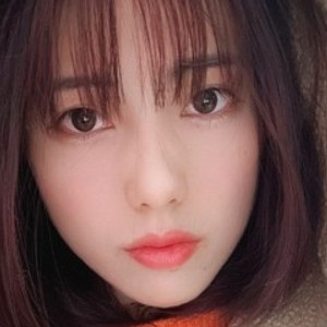 Cam Girl smile_youri