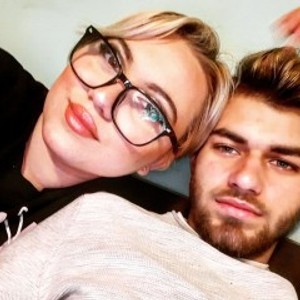 Cam Girl MIAxLEO