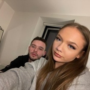 Cam Girl coupleshavingfun