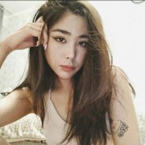 Cam Girl GOLD_ASMIR