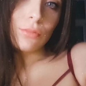 LolaRight webcam girl live sex