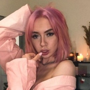 Cam Girl Loriel_Lipps