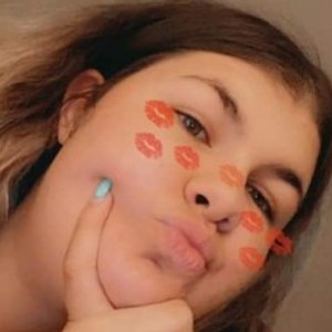 Cam Girl Scarlett_Melanie