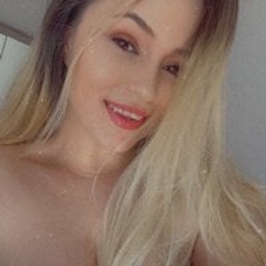 stripchat LunaTiara Live Webcam Featured On sexcityguide.com