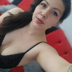 chatnmate.com AMANDA_ROUSES1 livesex profile in spank cams