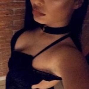 onaircams.com IssabellaRey livesex profile in glamour cams