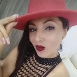 girlsupnorth.com katia_collins99 livesex profile in anal cams