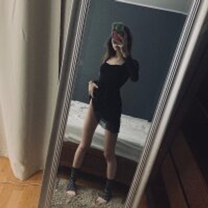 free6cams.com MillanaMoor livesex profile in corset cams