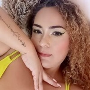 stripchat AlexaDavila Live Webcam Featured On girlsupnorth.com