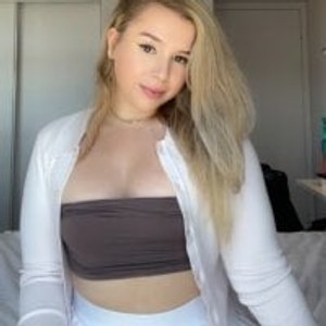 netcams24.com Savannayoung livesex profile in canadian cams