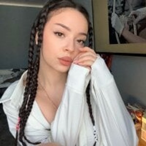 SashaSimmon profile pic from Stripchat