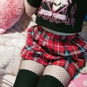 sexcityguide.com PuppyMiyu livesex profile in interactivetoy cams