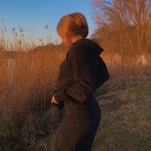 sleekcams.com ___Emilly_ livesex profile in lovense cams