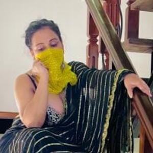 sleekcams.com Ruvi_Queen livesex profile in lovense cams