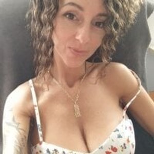 stripchat LindaSoSexy Live Webcam Featured On girlsupnorth.com