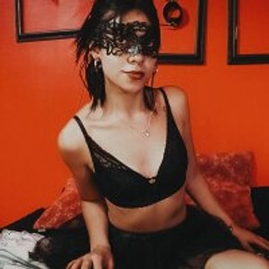 girlsupnorth.com latingeishaa livesex profile in masturbation cams