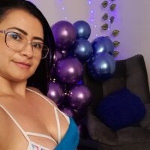 mia_212 webcam livesex profile on bestlivesexchat.com