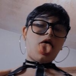 pornos.live _oma2 livesex profile in tomboy cams