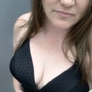 rudecam.live lilmissshy43 livesex profile in milf cams