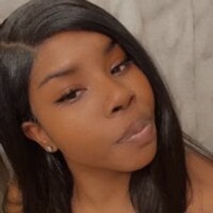 sleekcams.com petitepussy1 livesex profile in bigclit cams