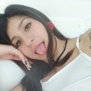 girlsupnorth.com has_Zky livesex profile in masturbation cams