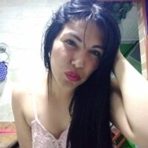 free6cams.com livibeluccii livesex profile in young cams