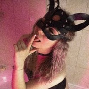 girlsupnorth.com silkynancy livesex profile in humiliation cams