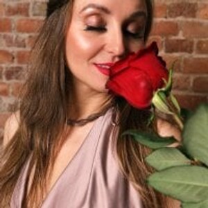 girlsupnorth.com Roleplay_Queen livesex profile in housewives cams