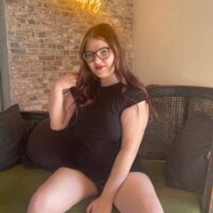 gonewildcams.com EmilyHenryy livesex profile in glamour cams