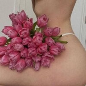 sexcityguide.com GiGi_nix livesex profile in fuck cams