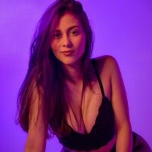 onaircams.com rose_moon_ livesex profile in spank cams