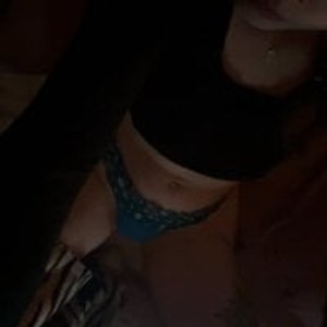 netcams24.com cinnamonsugar10 livesex profile in girls cams