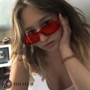 onaircams.com RuthWhlte livesex profile in teen cams